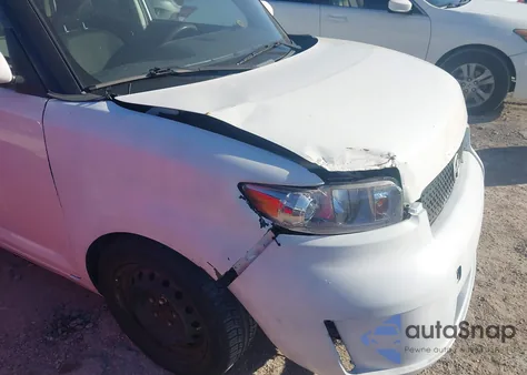 2010 Scion Xb z USA, uszkodzony, nr VIN JTLZE4FE8A1104335